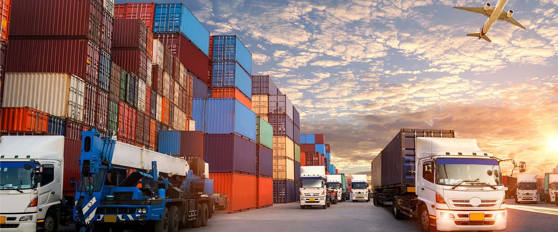 Domestic vs. International Sourcing: Choosing the Best Option for Your Supply Chain